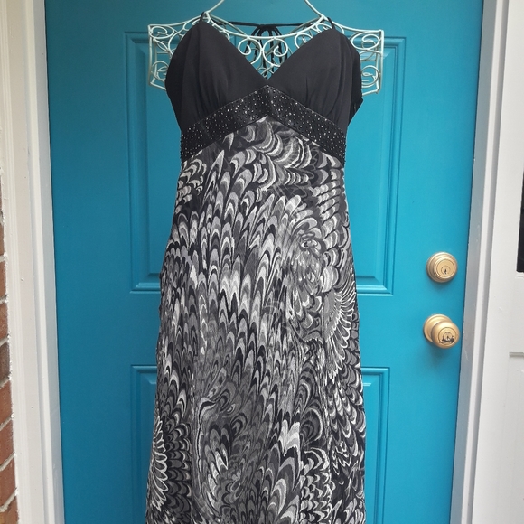 Laundry by Shelli Segal Dresses for Date Night NWT - Picture 16 of 16